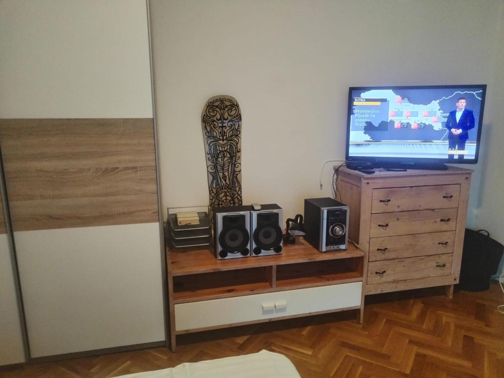 Luka Lägenhet Zagreb Exteriör bild